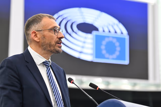 Foto 16: EP Plenary session - Formal Sitting with Sergey TIHANOVSKI, Sakharov Prize laureate 2020 and Sviatlana TSIKHANOUSKAYA, leader of democratic forces of Belarus
