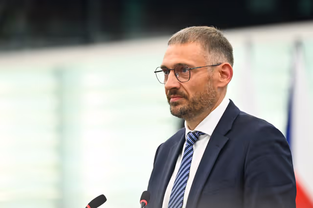Foto 3: EP Plenary session - Formal Sitting with Sergey TIHANOVSKI, Sakharov Prize laureate 2020 and Sviatlana TSIKHANOUSKAYA, leader of democratic forces of Belarus