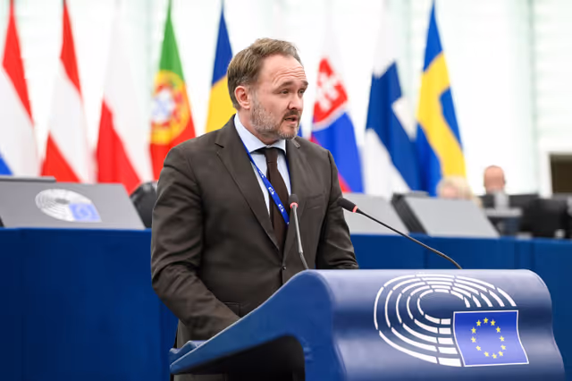 Fotografia 4: EP Plenary session - Ending all energy imports from Russia to the EU and closing loopholes through third countries