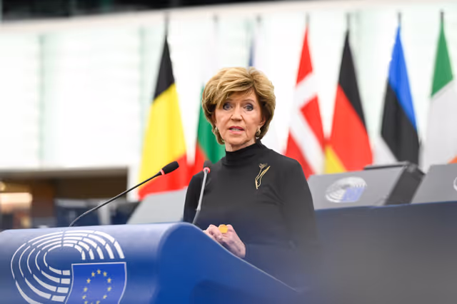 Fotografia 3: EP Plenary session - Ending all energy imports from Russia to the EU and closing loopholes through third countries