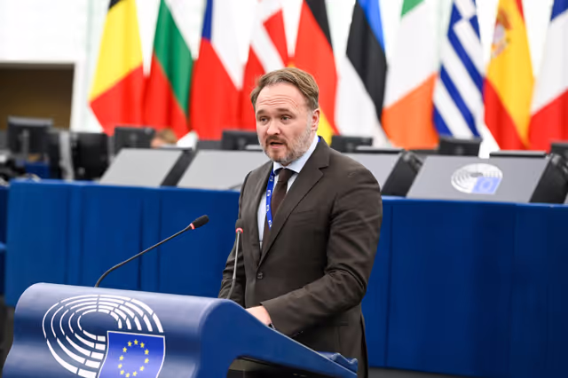 Fotografia 5: EP Plenary session - Ending all energy imports from Russia to the EU and closing loopholes through third countries