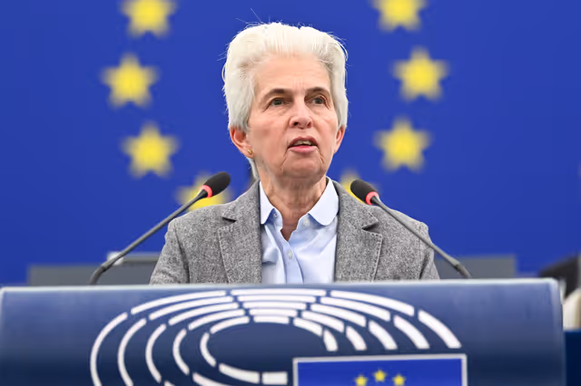 Fotografia 34: EP Plenary session.- The need for a united support to Ukraine and for a just and durable peace concluded on Ukraine's terms, with Europeans and without surrendering to Vladimir Putin's conditions ahead of the foreseen Budapest summit