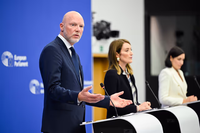 Foto 1: Press conference on simplified sustainability reporting and due diligence obligations for companies