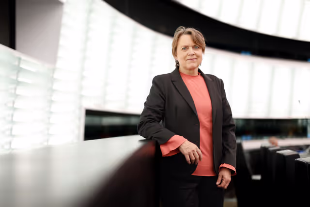 Billede 5: Ruth FIRMENICH in the EP in Strasbourg