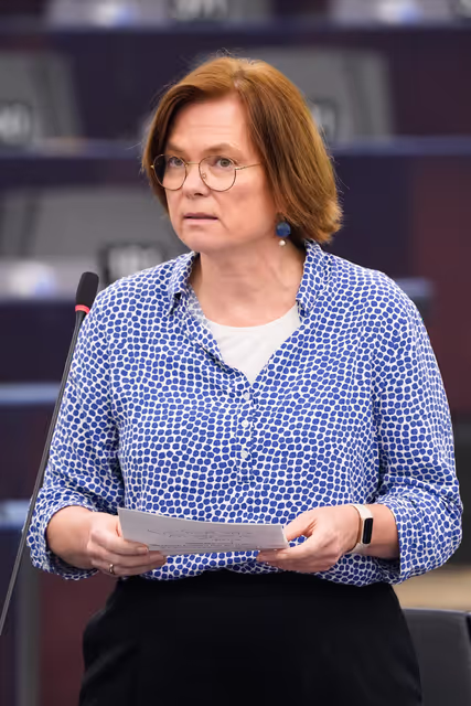 Zdjęcie 6: EP Plenary session - Combating violence against women and girls, including the exploitation of motherhood