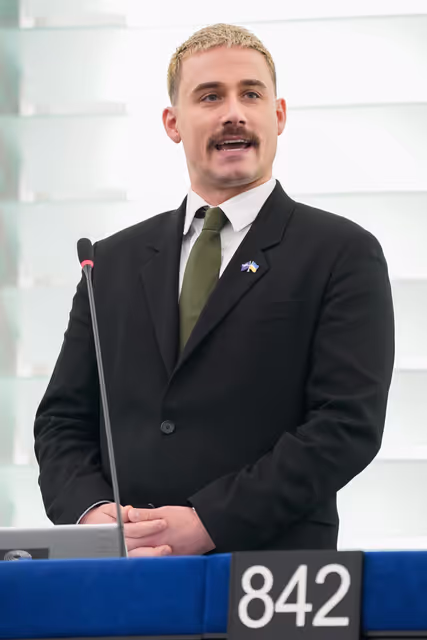 Zdjęcie 5: EP Plenary session - Combating violence against women and girls, including the exploitation of motherhood