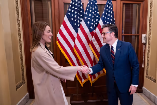 Fotografija 7: Official visit by Roberta METSOLA, EP President to Washington D.C. (United States of America) - Meeting with Mike JOHNSON, Speaker of the House of Representatives of the US