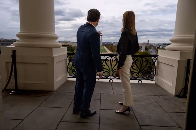 Fotografija 1: Official visit by Roberta METSOLA, EP President to Washington D.C. (United States of America) - Meeting with Mike JOHNSON, Speaker of the House of Representatives of the US