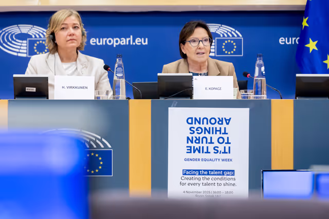 Fotagrafa 9: Gender equality week - Facing the Talent Gap