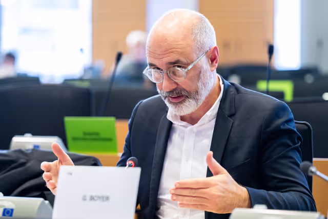 Public Hearing with Dominique Laboureix, Chair of the Single Resolution Board (SRB)