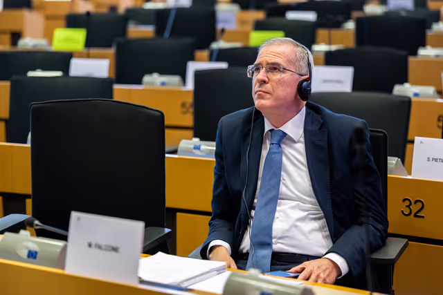 Public Hearing with Dominique Laboureix, Chair of the Single Resolution Board (SRB)