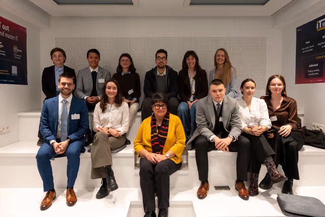 Photo 14: Sabine VERHEYEN meets with the  European Charlemagne Youth Prize