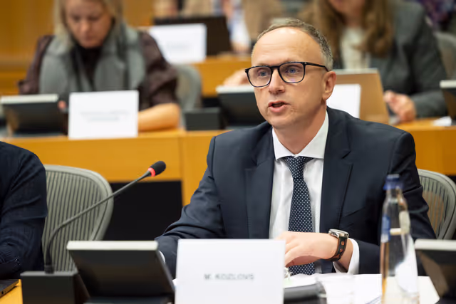 Fotografia 30: CONT - Hearing on MFF 1 and MFF 5, Security and Defence with Executive Vice-President Henna VIRKKUNEN and Commissioner Andrius KUBILIUS, in the presence of ECA reporting Members Mihails KOZLOVS (MFF Heading 1), and Marek OPIOLA (MFF Heading 5)