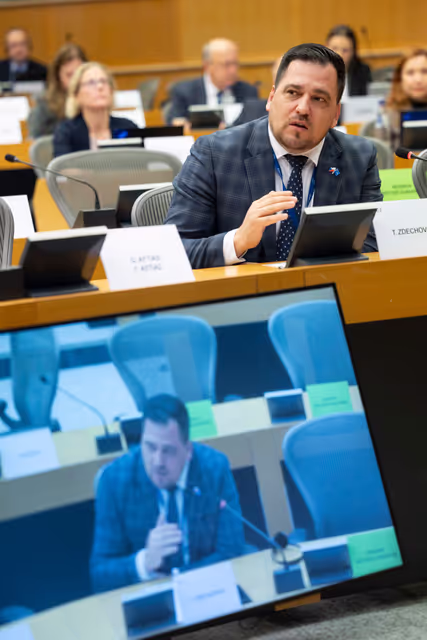 Fotografia 7: CONT - Hearing on MFF 1 and MFF 5, Security and Defence with Executive Vice-President Henna VIRKKUNEN and Commissioner Andrius KUBILIUS, in the presence of ECA reporting Members Mihails KOZLOVS (MFF Heading 1), and Marek OPIOLA (MFF Heading 5)