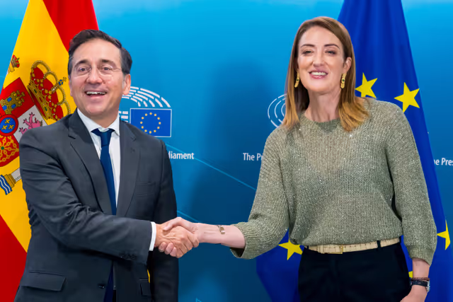 Roberta METSOLA, EP President meets with José Manuel ALBARES BUENO, Spanish Minister for Foreign Affairs, European Union and Cooperation