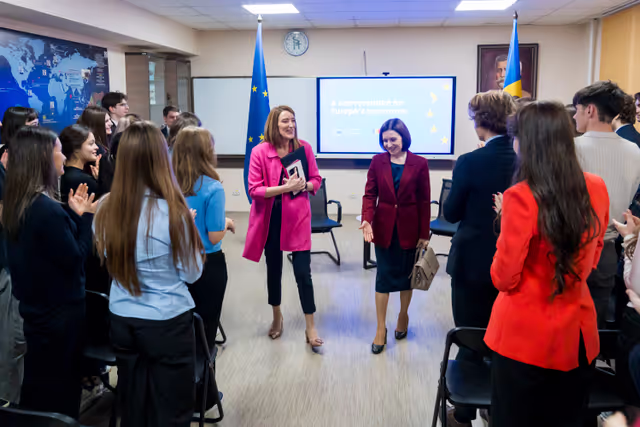 Official visit by Roberta METSOLA, EP President to Chisinau (Moldova) - Townhall Discussion with young people