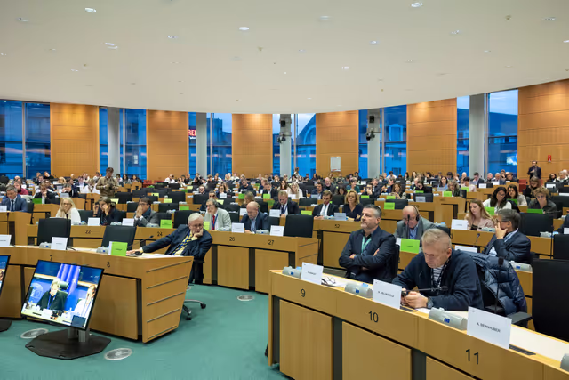 Снимка 20: ENVI - Vote on a 2040 EU target for greenhouse gas emissions reduction