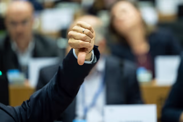 Снимка 12: ENVI - Vote on a 2040 EU target for greenhouse gas emissions reduction