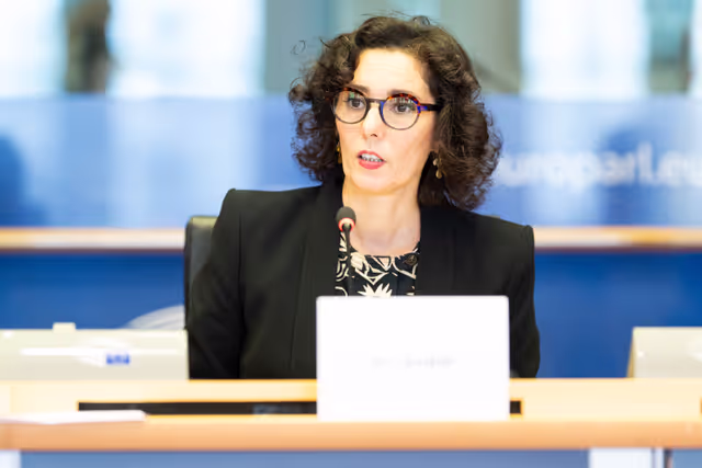 Fotografija 27: ENVI-SANT  - Exchange of views with Exchange of views with Commissioner Hadja LAHBIB