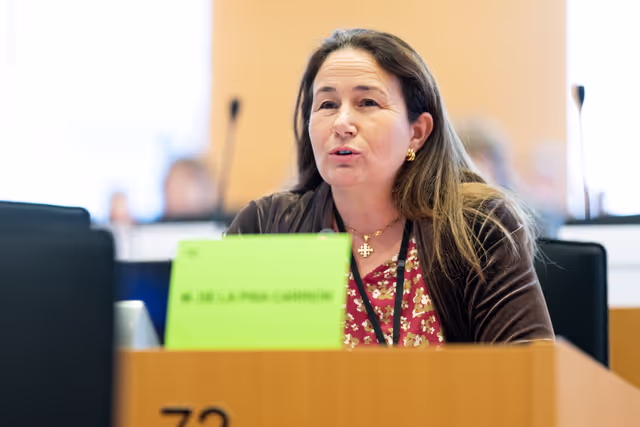 Fotografija 12: ENVI-SANT  - Exchange of views with Exchange of views with Commissioner Hadja LAHBIB