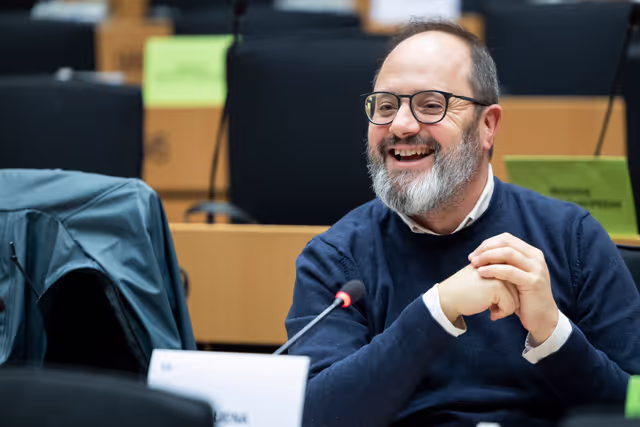 Valokuva 13: ENVI - Exchange of views with Jessika Roswall, Commissioner for Environment, Water Resilience and a Competitive Circular Economy and Wopke Hoekstra , Commissioner for Climate, Net Zero and Clean Growth, on the financing for climate and environment under the proposed Multiannual Financial Framework 2028-2034