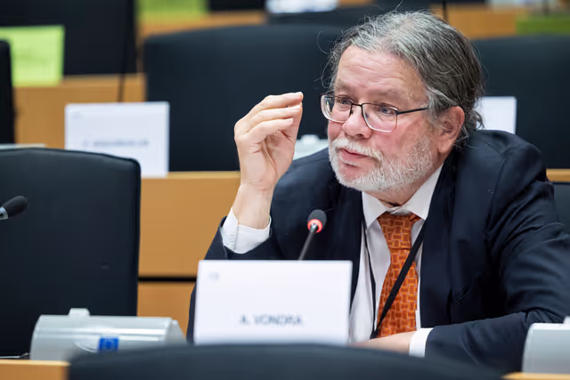 ENVI - Exchange of views with Jessika Roswall, Commissioner for Environment, Water Resilience and a Competitive Circular Economy and Wopke Hoekstra , Commissioner for Climate, Net Zero and Clean Growth, on the financing for climate and environment under the proposed Multiannual Financial Framework 2028-2034