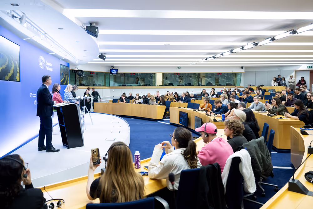 Press Briefing on protection of minors