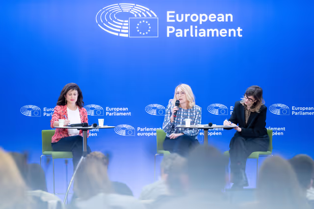 Press Briefing on protection of minors