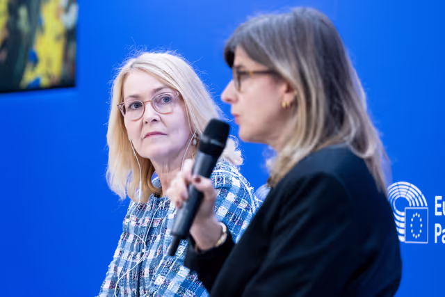 Press Briefing on protection of minors