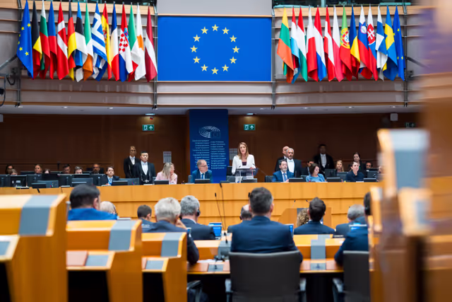 Foto 39: EP Plenary session - Resumption of session and order of business