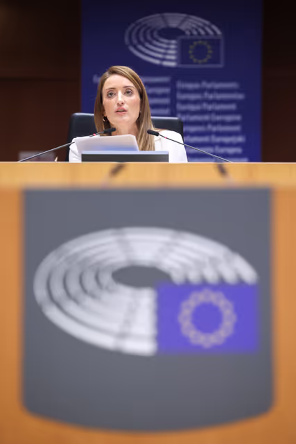 Foto 34: EP Plenary session -  Commemorating the 10th anniversary of the islamist attacks of 13 November 2015 in Paris