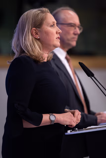 Suriet 14: Last minute briefing