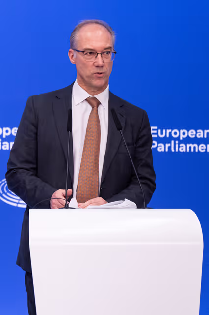 Suriet 13: Last minute briefing