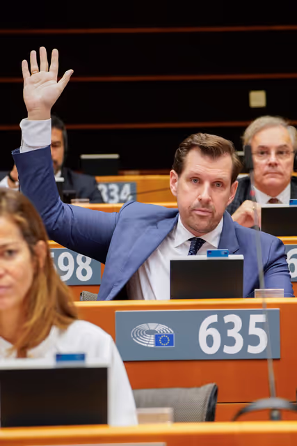 Foto 38: EP Plenary session - Voting session