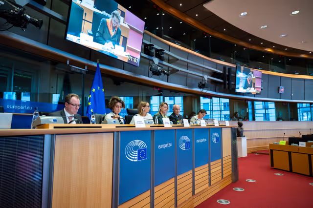 ECON -  Public Hearing with the Chairpersons of the European Supervisory Authorities