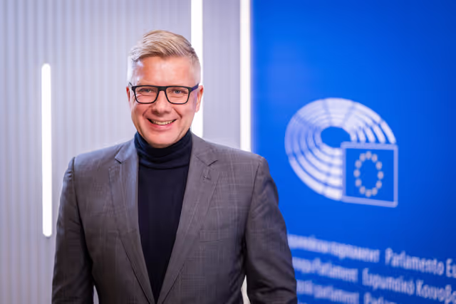 Valokuva 13: Nils USAKOVS in the EP in Brussels