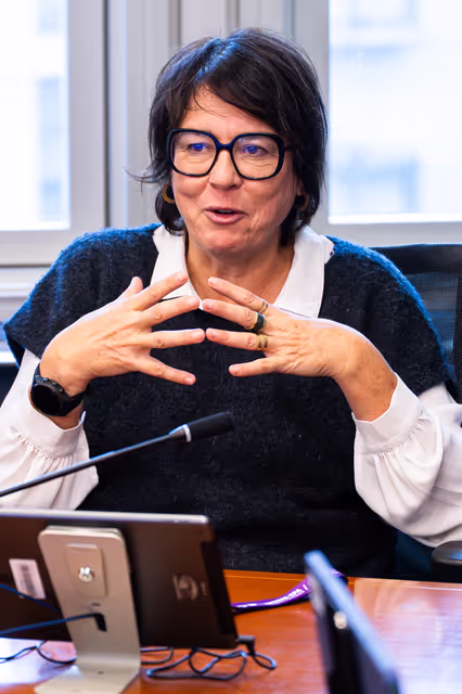 LUX European Audience Film Award 2025 -  ' Deaf ' movie members meet with MEPs