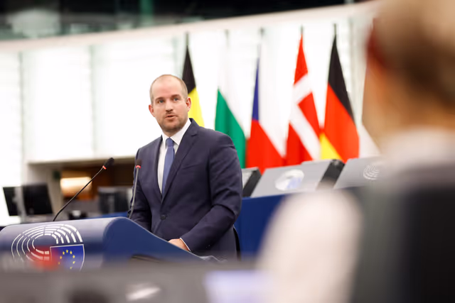 Foto 5: EP Plenary session - Enhancing police cooperation in relation to the prevention, detection and investigation of migrant smuggling and trafficking in human beings; enhancing Europol’s support to preventing and combating such crimes