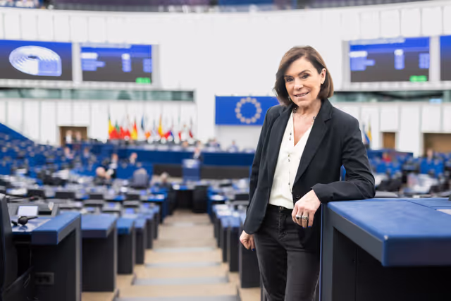 Elisabetta GUALMINI in the EP in Strasbourg