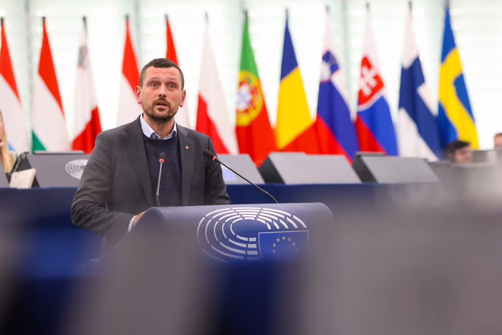 EP Plenary session - Protection of minors online