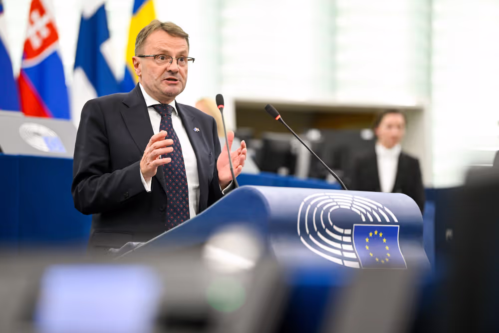 EP Plenary session - Protection of minors online