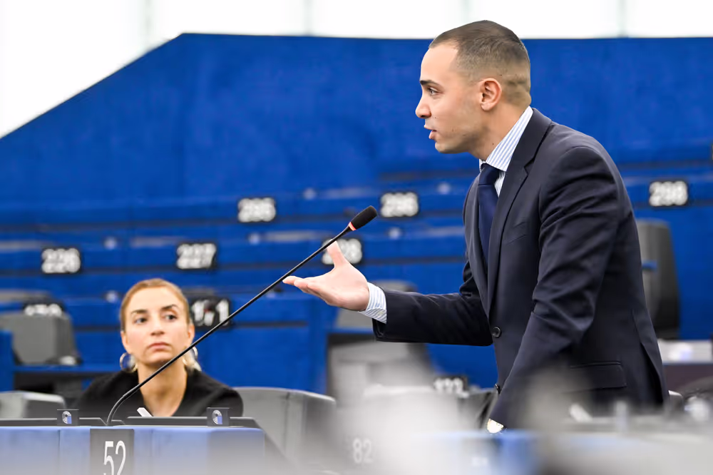 EP Plenary session - Protection of minors online