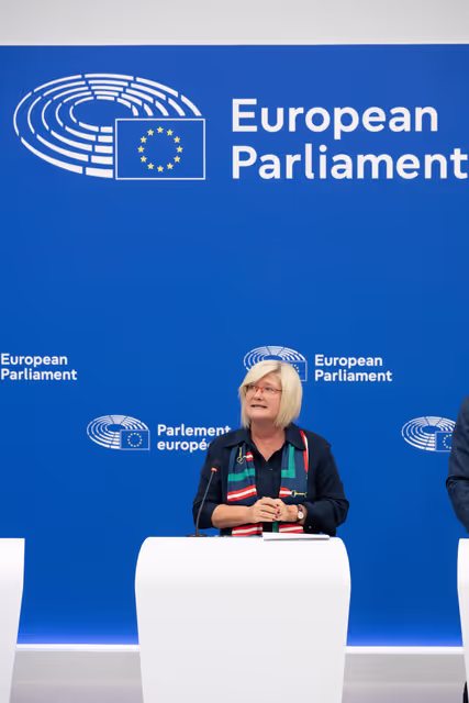 Fotografia 15: Press briefing Patriots for Europe