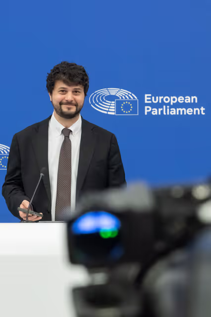 Foto 15: Press conference on the INI Report on the Institutional aspects of the Draghi Report