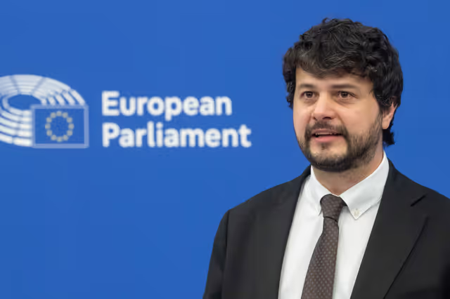 Foto 13: Press conference on the INI Report on the Institutional aspects of the Draghi Report