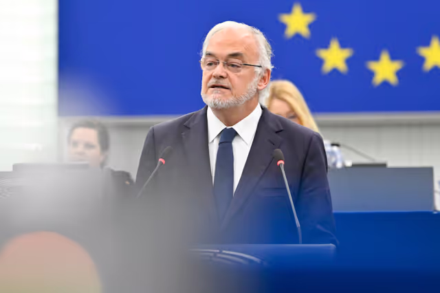 Billede 6: EP Plenary session - Position on the proposed plan and EU engagement towards a just and lasting peace for Ukraine