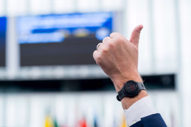 Fotó 17: EP Plenary session -  signature of the General Budget 2026