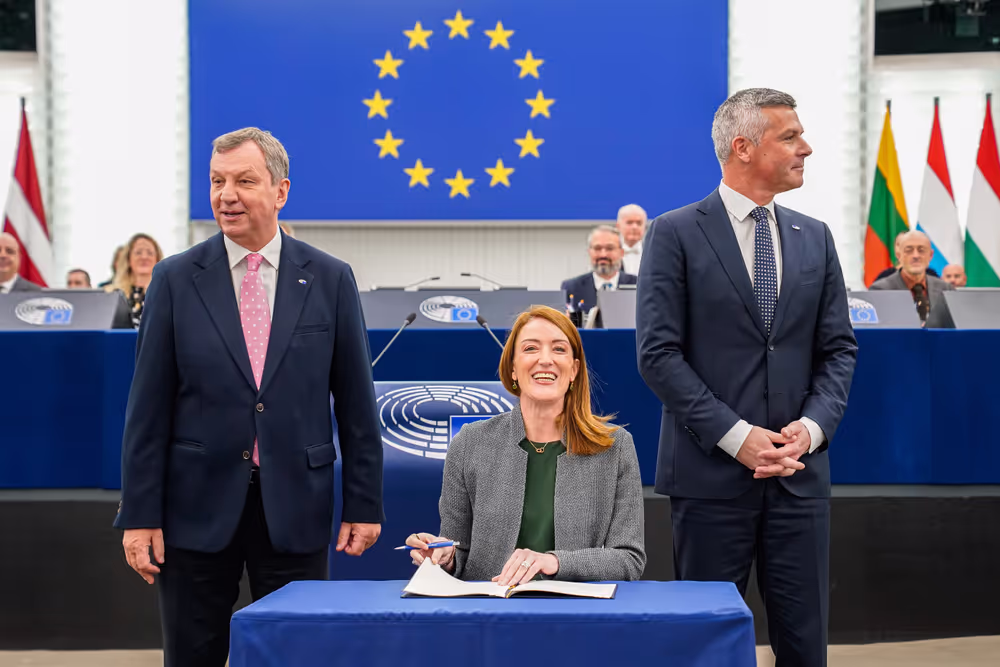 EP Plenary session -  signature of the General Budget 2026