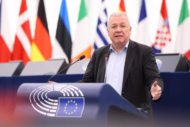 Fotografi 33: EP Plenary session - Protecting citizens’ right to make cash payments and ensuring financial inclusion