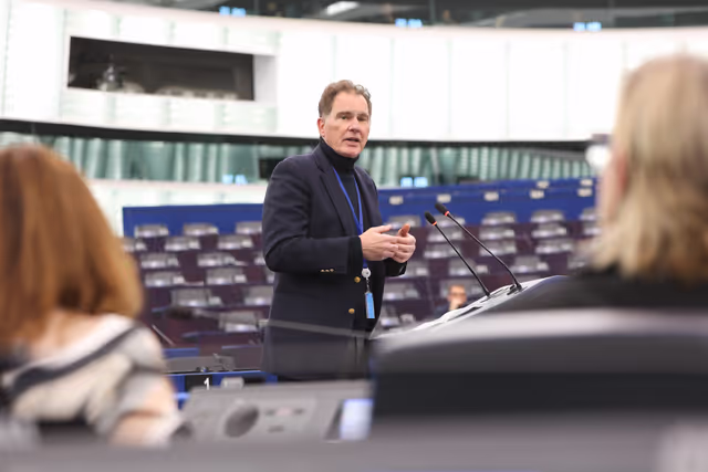Fotografi 31: EP Plenary session - Protecting citizens’ right to make cash payments and ensuring financial inclusion